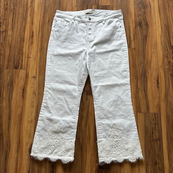 Liverpool Hannah Crop Flare White Pants - Picture 3 of 9
